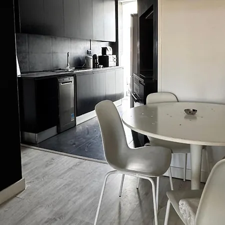 Apartment Akicity Amoreiras Crystal Lisbon